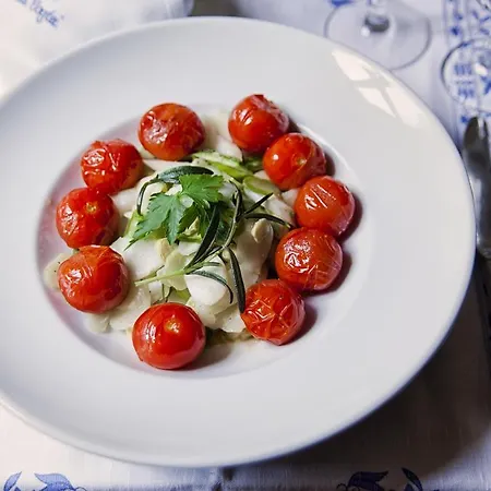 Romantik Alte Vogtei 4*