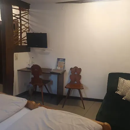 Romantik Alte Vogtei Szálloda 4*