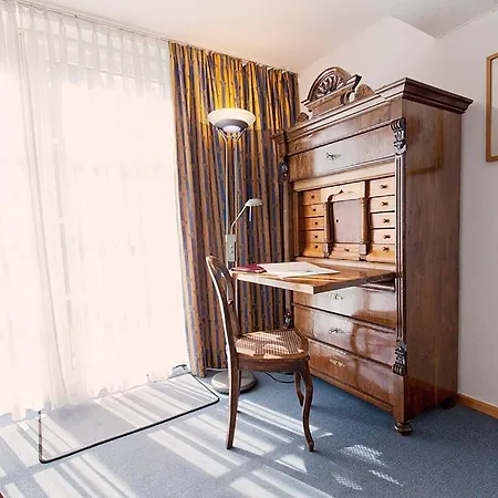 Romantik Alte Vogtei 4*