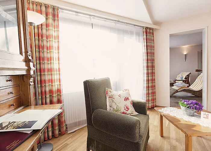 Romantik Alte Vogtei 4*